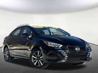 Used 2025 Nissan Versa SV video 2