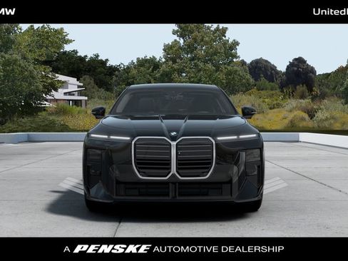 New 2027 BMW 740i xDrive w/ M Sport Package AWD/4WD image 3