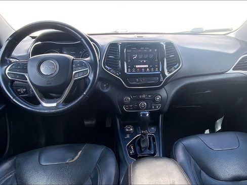 Used 2019 Jeep Cherokee Limited AWD/4WD image 9