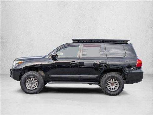 Used 2014 Toyota Land Cruiser AWD/4WD image 9