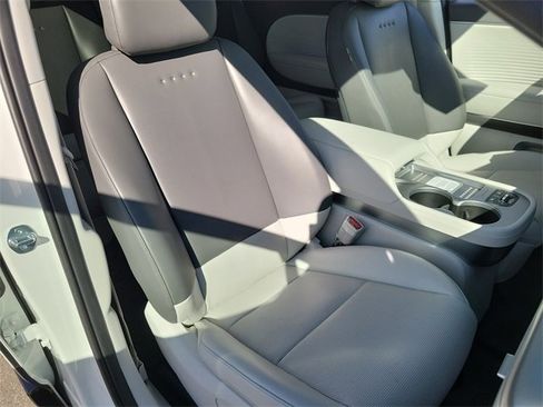 New 2026 Hyundai Ioniq 9 SEL image 17