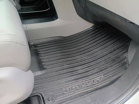 Used 2018 Honda Odyssey EX-L image 47