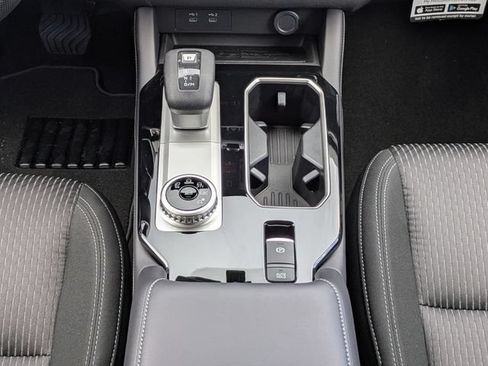 New 2026 Mitsubishi Outlander ES FWD image 19