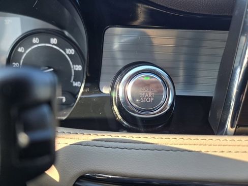 Used 2022 Lincoln Corsair AWD w/ Equipment Group 101A image 25