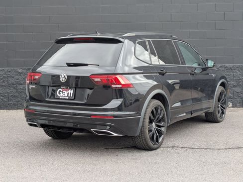 Used 2021 Volkswagen Tiguan SE R-Line FWD image 5