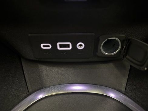 Used 2019 Chevrolet Malibu LT image 18