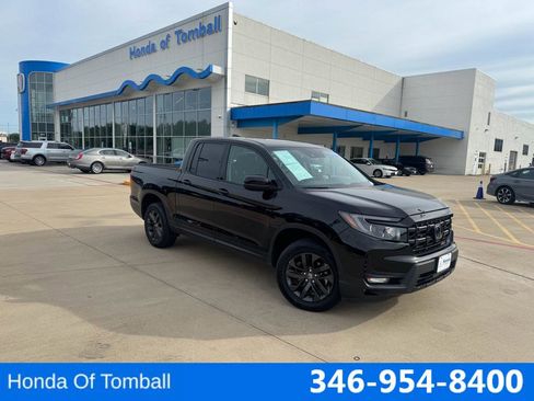 Certified 2025 Honda Ridgeline Sport image 1