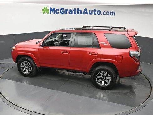 Used 2021 Toyota 4Runner TRD Off-Road Premium w/ Moonroof Package AWD/4WD image 24