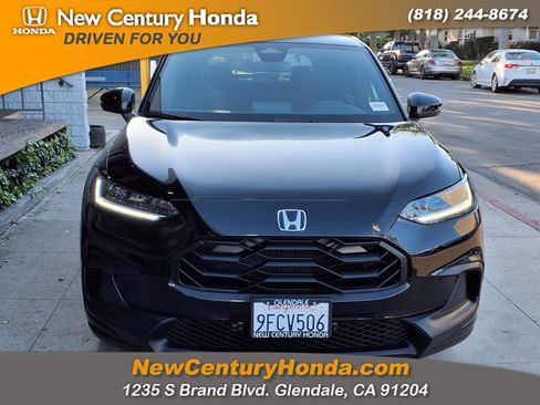 Used 2023 Honda HR-V Sport image 2