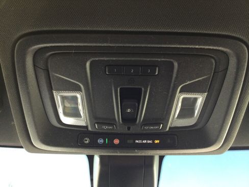 Used 2019 GMC Sierra 1500 AT4 w/ AT4 Premium Package image 12