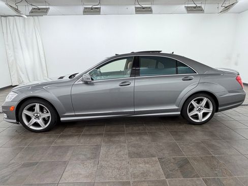 Used 2011 Mercedes-Benz S 550 4MATIC image 3