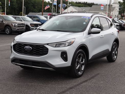 Used 2025 Ford Escape ST-Line Select AWD/4WD image 15