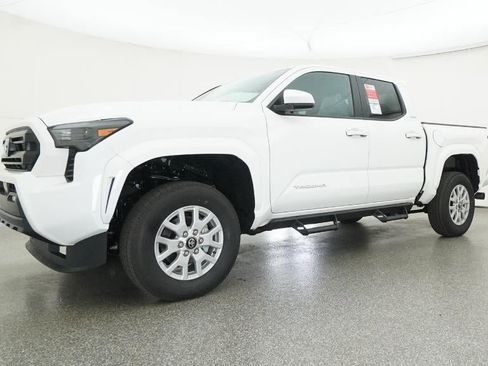 New 2025 Toyota Tacoma SR5 image 17