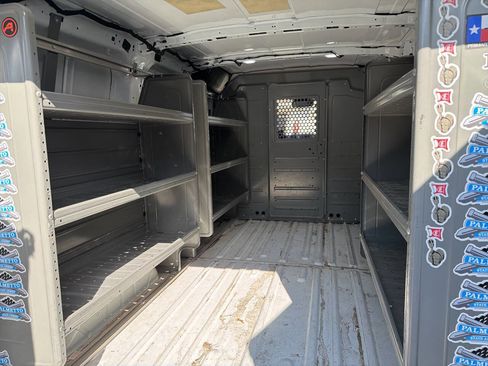 Used 2019 Ford Transit 150 130 Low Roof RWD image 10