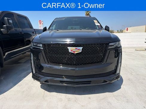 Used 2023 Cadillac Escalade Sport w/ LPO, ONYX Package RWD image 2