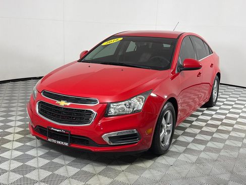 Used 2016 Chevrolet Cruze LT FWD image 8