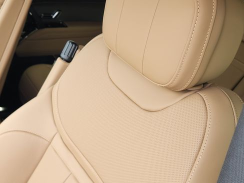 New 2026 Land Rover Range Rover Sport SE image 14