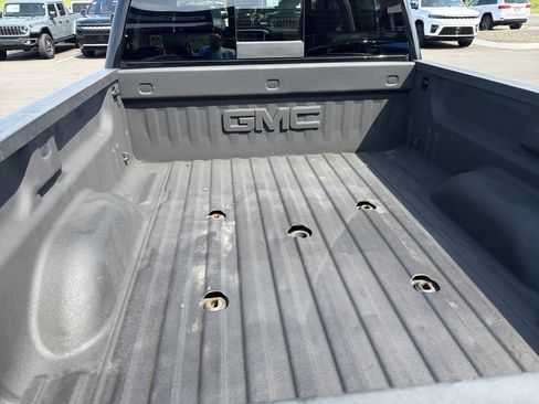 Used 2019 GMC Sierra 2500 SLT AWD/4WD image 22