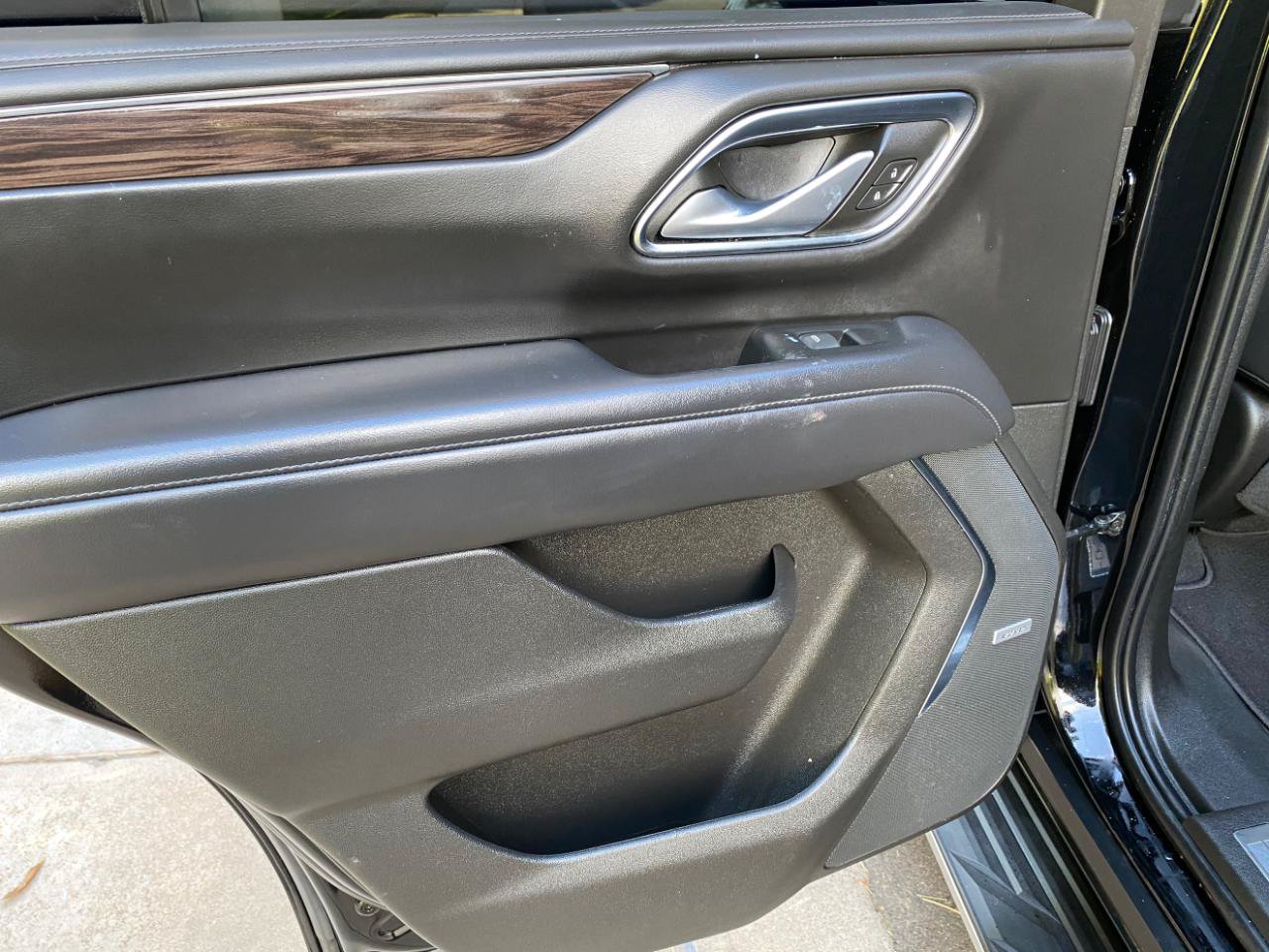 Used 2022 Chevrolet Tahoe LT RWD image 39