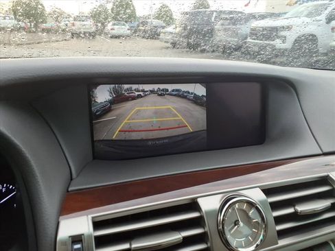 Used 2017 Lexus LS 460 image 16