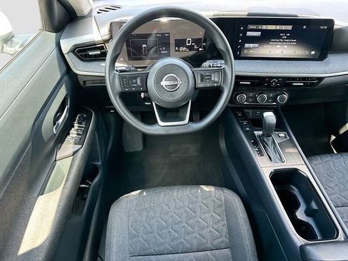 Used 2025 Nissan Kicks SV FWD image 20
