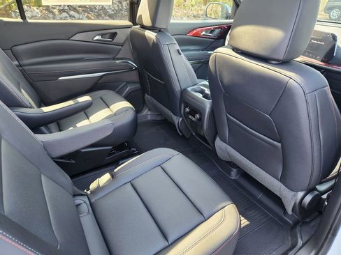 New 2026 Chevrolet Traverse Z71 w/ Driver Confidence Package image 9