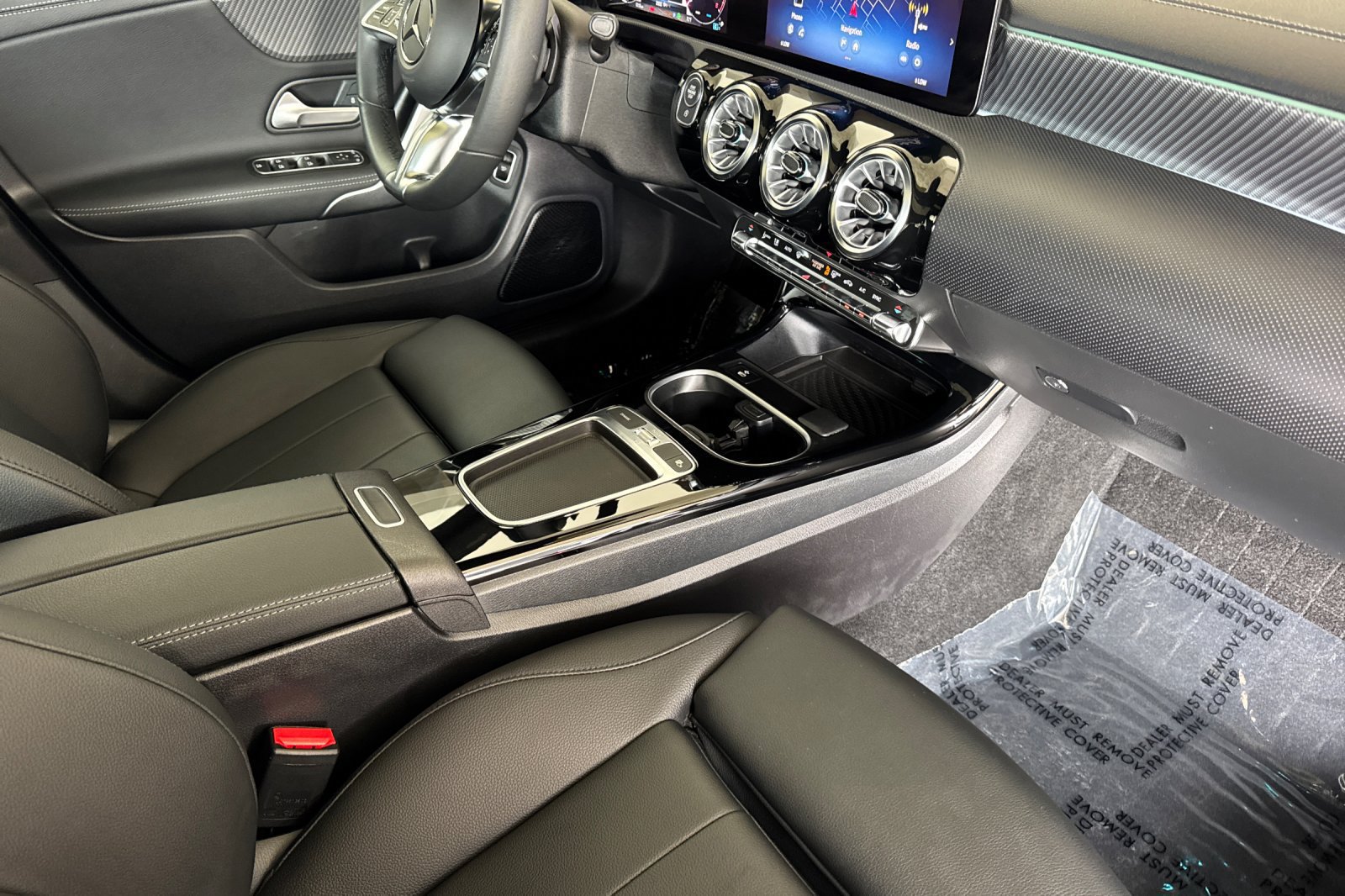 Certified 2024 Mercedes-Benz CLA 250 4MATIC image 18