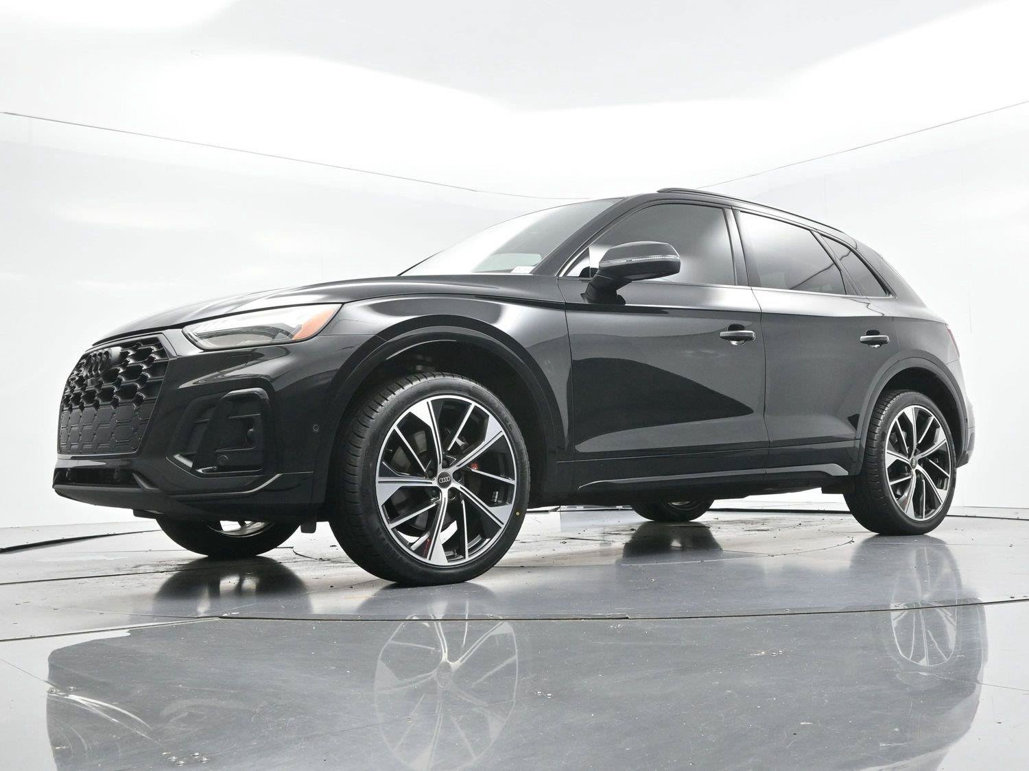 Used 2024 Audi SQ5 Prestige AWD/4WD image 46