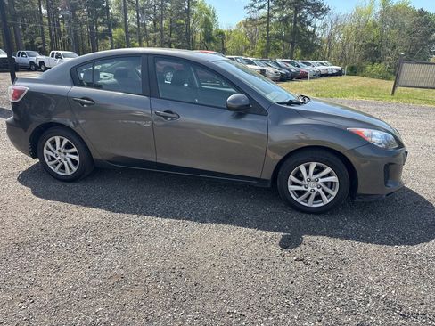 Used 2012 MAZDA MAZDA3 i Touring image 11