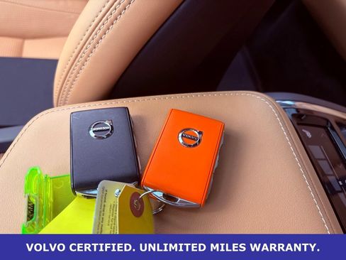 Certified 2023 Volvo XC60 B5 Ultimate w/ Climate Package FWD image 27