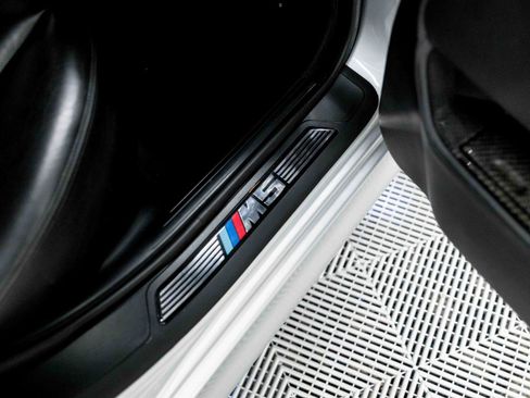 Used 2002 BMW M5 RWD image 73