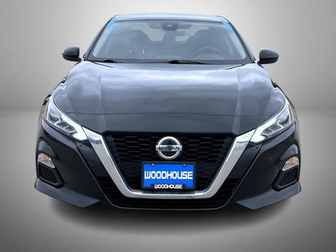 Used 2022 Nissan Altima 2.5 SV FWD image 2