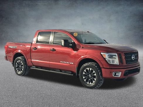 Used 2018 Nissan Titan PRO-4X w/ Pro-4x Utility Package image 3