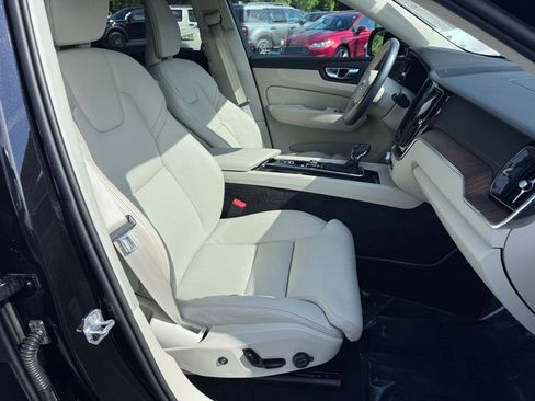 Used 2020 Volvo XC60 T5 Inscription w/ Protection Package Premier FWD image 25