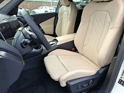Used 2026 BMW X3 xDrive30i w/ Premium Package AWD/4WD image 8