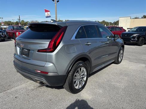 Used 2023 Cadillac XT4 Premium Luxury image 32