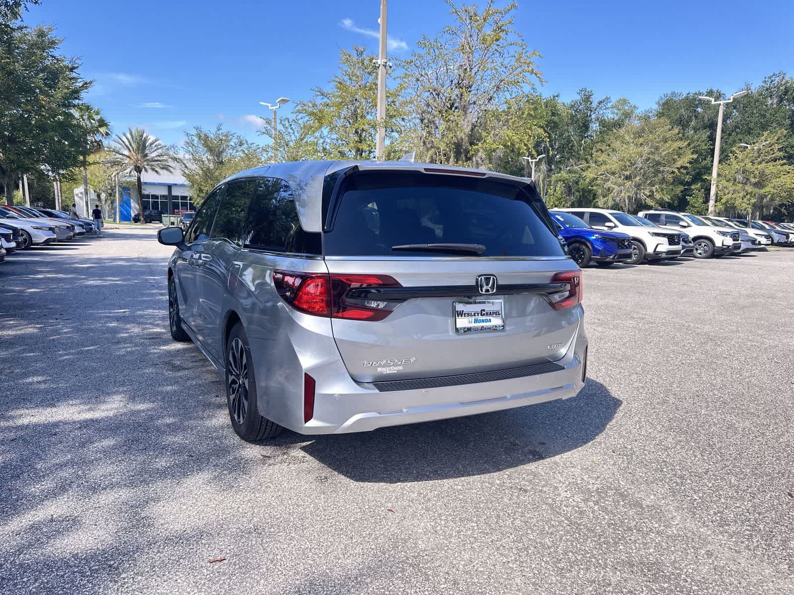 New 2026 Honda Odyssey Elite image 4