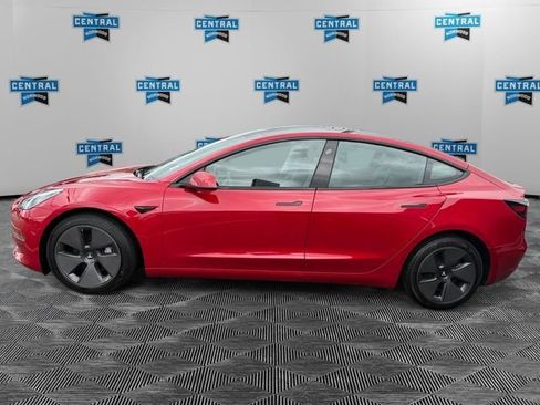 Used 2023 Tesla Model 3 Standard Range RWD image 2
