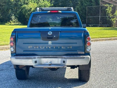 Used 2004 Nissan Frontier S/C image 17