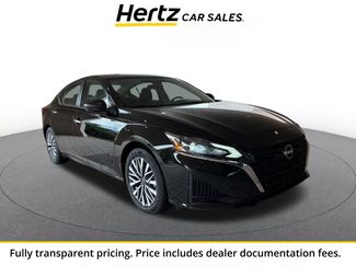 Used 2025 Nissan Altima 2.5 SV FWD video 1