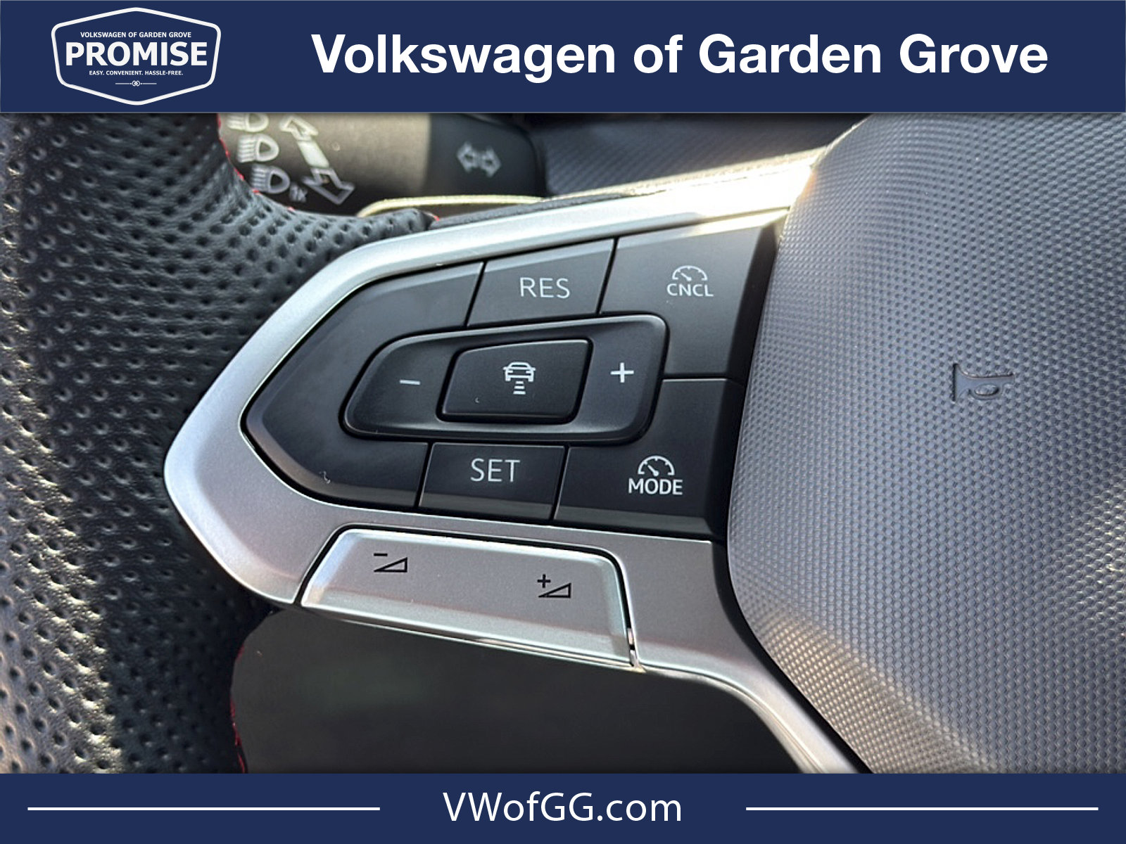 New 2026 Volkswagen GTI SE FWD image 18