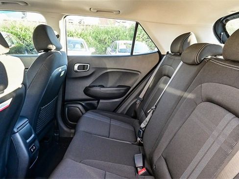 New 2026 Hyundai Venue SEL image 19