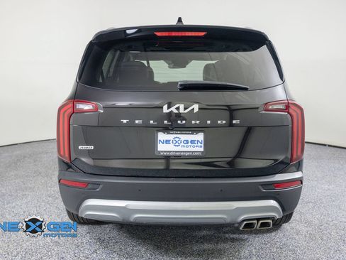 Used 2022 Kia Telluride SX w/ SX Prestige Package AWD/4WD image 6