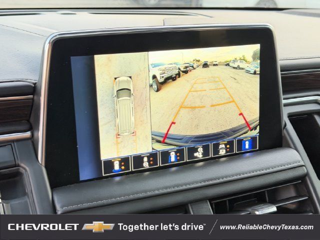 Used 2023 Chevrolet Suburban Z71 w/ Luxury Package AWD/4WD image 24