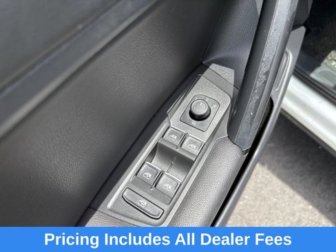 Used 2019 Volkswagen Tiguan SEL FWD image 27