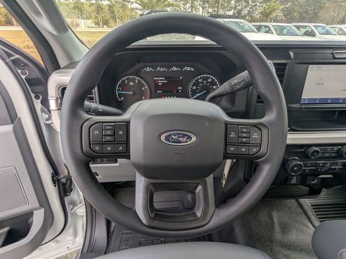 New 2025 Ford F450 XL w/ XL Chrome Package image 16