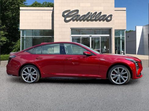 New 2026 Cadillac CT5 V w/ Platinum Package image 6