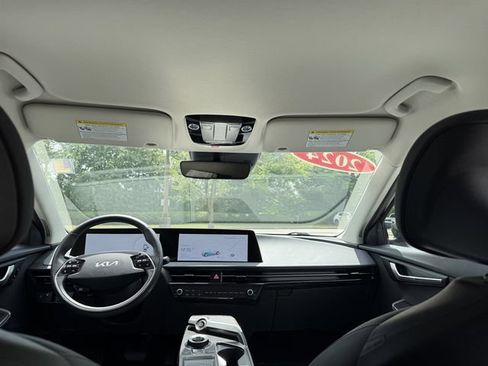 Certified 2024 Kia EV6 Light RWD image 38