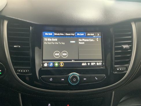 Used 2019 Chevrolet Trax LT w/ LT Convenience Package AWD/4WD image 24