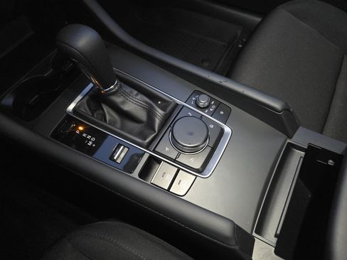 Used 2025 MAZDA MAZDA3 s image 18